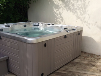 hot-tub-suppliers-devon Hot Tub Suppliers Devon
