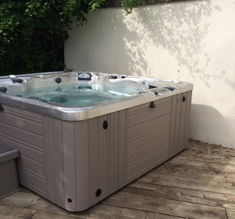hot-tub-suppliers-devon Hot Tub Suppliers Devon